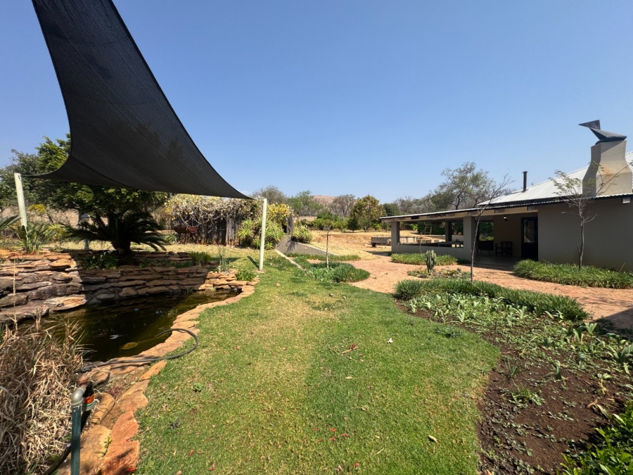 To Let 3 Bedroom Property for Rent in Zilkaatsnek North West